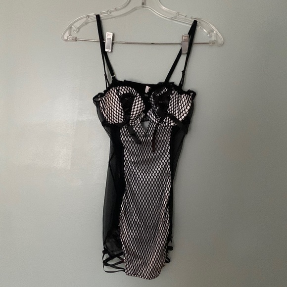 Victoria’s Secret Lace up nighty & thong - Picture 1 of 10